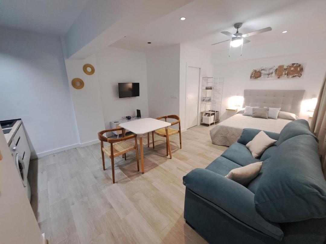 Acc Vergara 2 Opcion De Parking Apartment Jaen Bagian luar foto